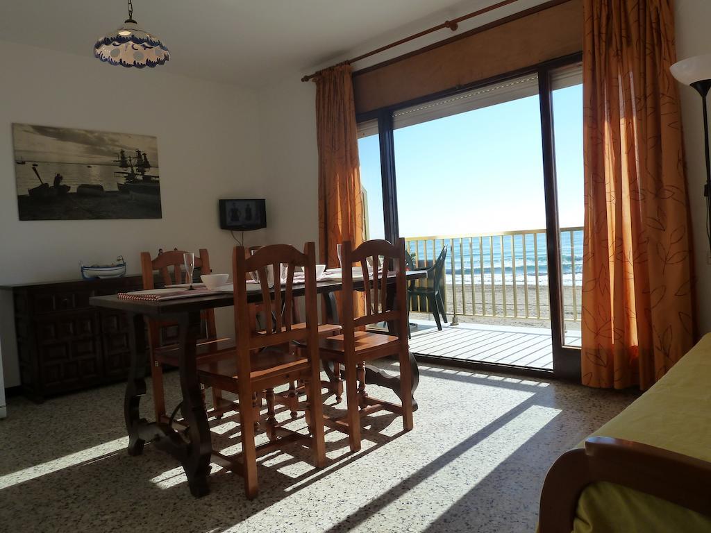 Villa Service - Apartamentos Aransol 埃勒凡达尔 客房 照片